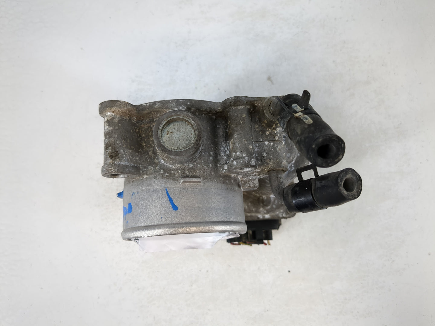 2011-2020 Hyundai Elantra Throttle Body P/N:35100-2E000 Fits Fits 2011 2012 2013 2014 2015 2016 2017 2018 2019 2020 2021 OEM Used Auto Parts - Oemusedautoparts1.com