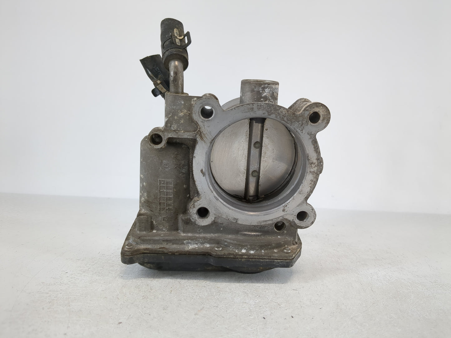 2011-2020 Hyundai Elantra Throttle Body P/N:35100-2E000 Fits Fits 2011 2012 2013 2014 2015 2016 2017 2018 2019 2020 2021 OEM Used Auto Parts - Oemusedautoparts1.com