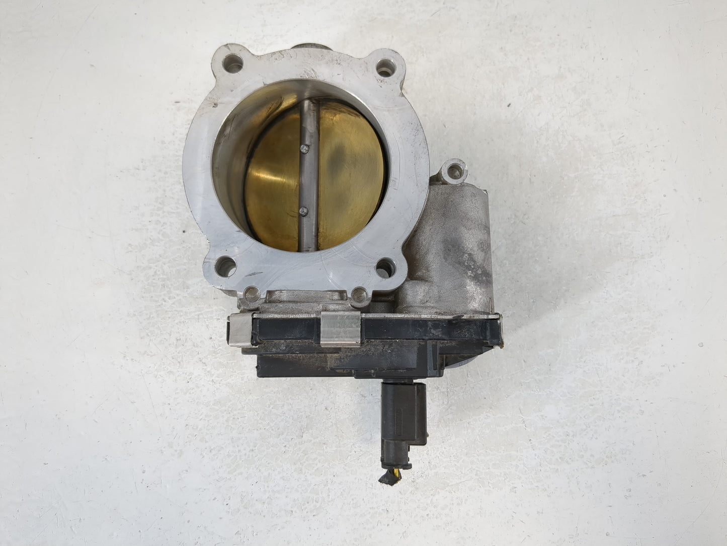 2016-2021 Chevrolet Camaro Throttle Body P/N:12671014 Fits Fits 2016 2017 2018 2019 2020 2021 2022 OEM Used Auto Parts - Oemusedautoparts1.com