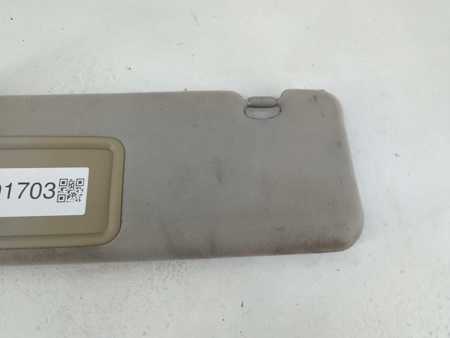 2010-2011 Toyota Prius Sun Visor Shade Replacement Driver Left Mirror Fits Fits 2010 2011 OEM Used Auto Parts