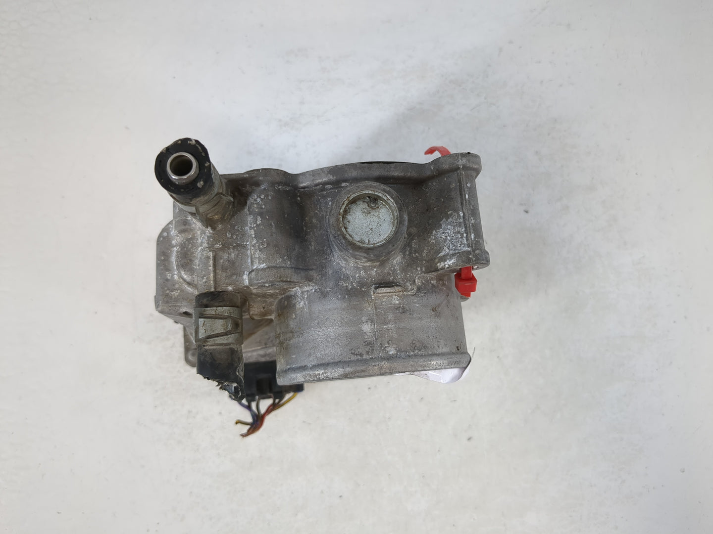 2007-2012 Nissan Sentra Throttle Body P/N:ET-A60-02 A Fits OEM Used Auto Parts - Oemusedautoparts1.com