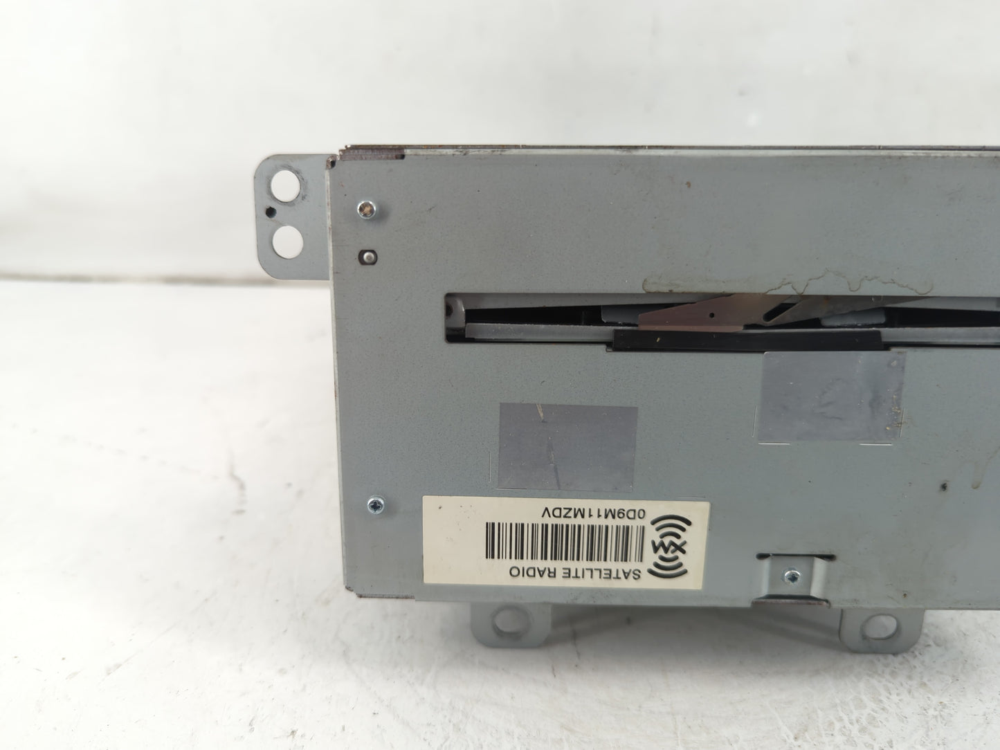 2008-2011 Cadillac Cts Radio AM FM Cd Player Receiver Replacement P/N:25979736 Fits Fits 2008 2009 2010 2011 OEM Used Auto Parts