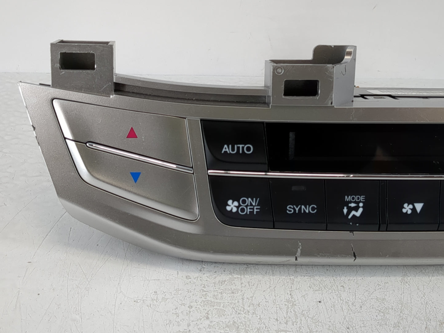 2013-2015 Honda Accord Climate Control Module Temperature AC/Heater Replacement P/N:79600 T2F A611 M1 Fits Fits 2013 2014 2015 OEM Used Auto Parts - Oemusedautoparts1.com
