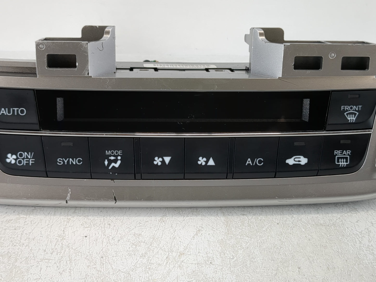2013-2015 Honda Accord Climate Control Module Temperature AC/Heater Replacement P/N:79600 T2F A611 M1 Fits Fits 2013 2014 2015 OEM Used Auto Parts - Oemusedautoparts1.com