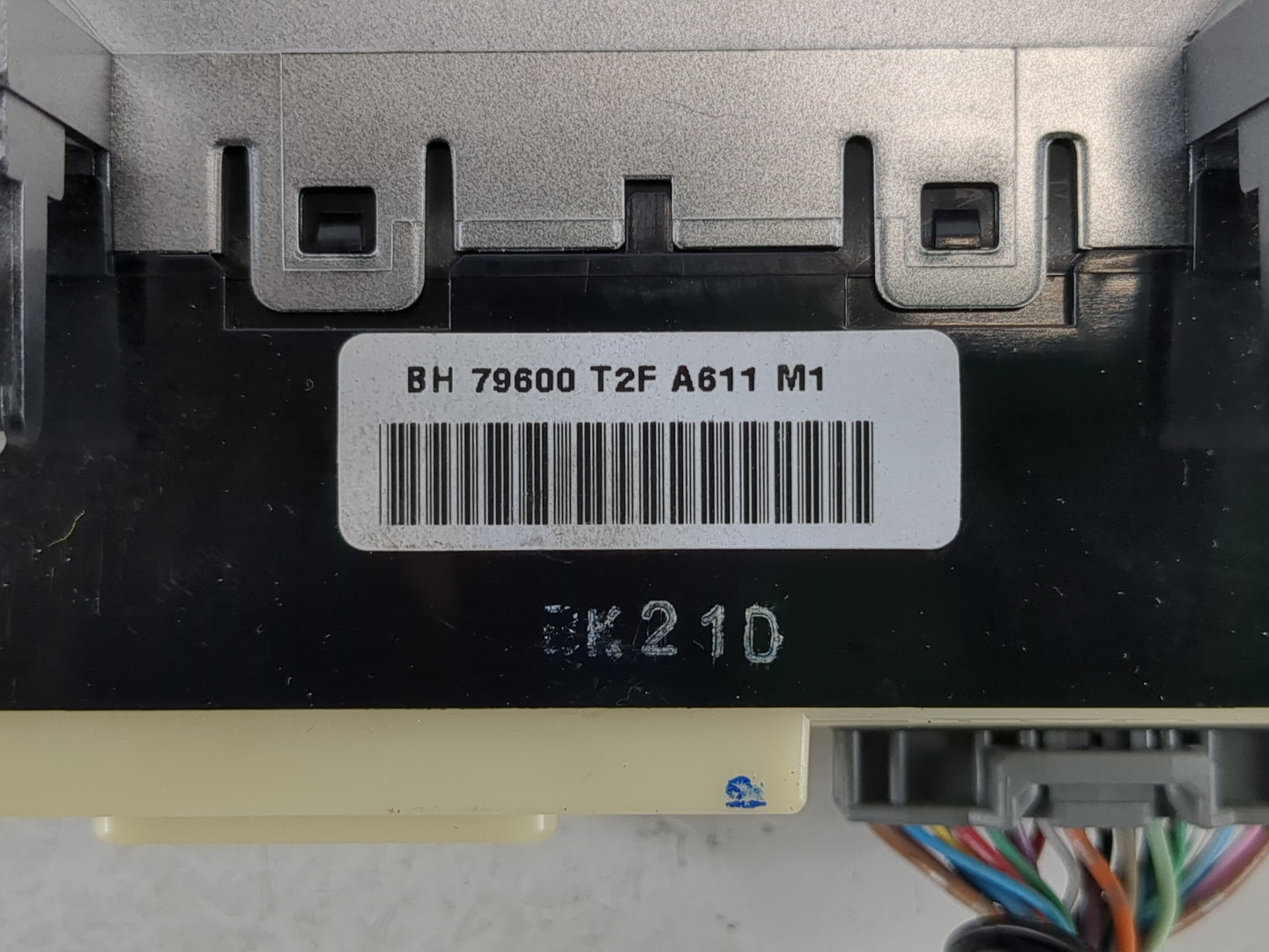 2013-2015 Honda Accord Climate Control Module Temperature AC/Heater Replacement P/N:79600 T2F A611 M1 Fits Fits 2013 2014 2015 OEM Used Auto Parts - Oemusedautoparts1.com
