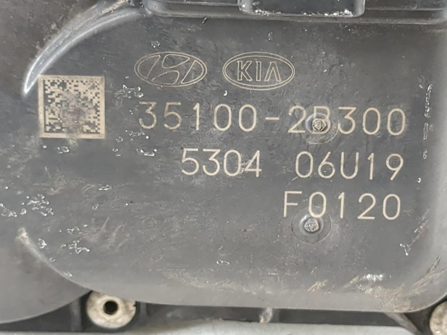 2012-2019 Hyundai Accent Throttle Body P/N:35100-2B300 Fits Fits 2012 2013 2014 2015 2016 2017 2018 2019 OEM Used Auto Parts - Oemusedautoparts1.com