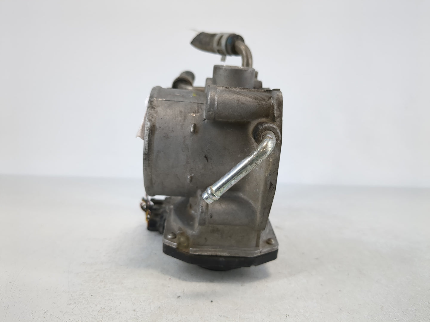 2007-2011 Toyota Camry Throttle Body P/N:22030-0H030 Fits Fits 2006 2007 2008 2009 2010 2011 2012 2013 2014 2015 OEM Used Auto Parts - Oemusedautoparts1.com