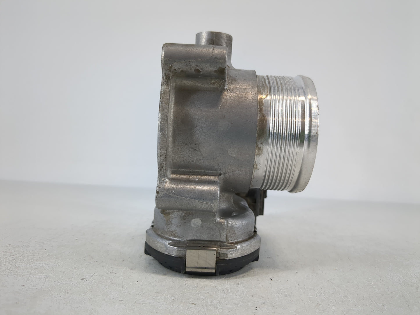 2018 Volkswagen Jetta Throttle Body P/N:06K 133 062 AA Fits OEM Used Auto Parts - Oemusedautoparts1.com