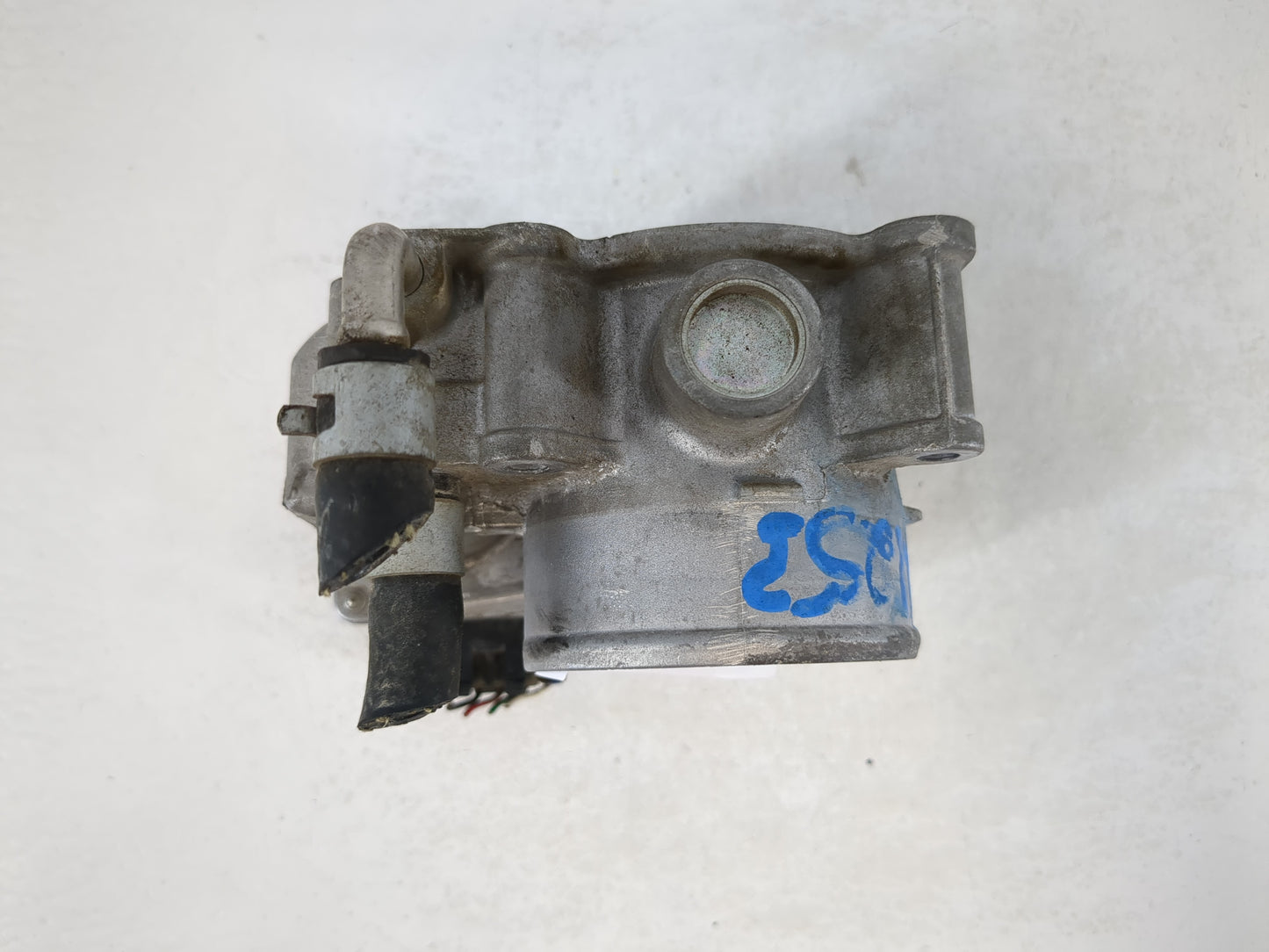 2013-2018 Nissan Altima Throttle Body P/N:3TA60-01 AA Fits Fits 2013 2014 2015 2016 2017 2018 2019 2020 OEM Used Auto Parts - Oemusedautoparts1.com