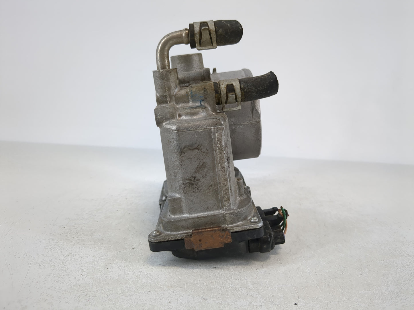 2013-2018 Nissan Altima Throttle Body P/N:3TA60-01 AA Fits Fits 2013 2014 2015 2016 2017 2018 2019 2020 OEM Used Auto Parts - Oemusedautoparts1.com