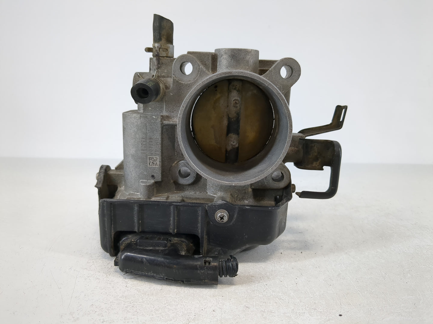 2013-2017 Honda Accord Throttle Body P/N:M41108 GMF4A Fits Fits 2013 2014 2015 2016 2017 2018 2019 2020 2021 2022 OEM Used Auto Parts - Oemusedautoparts1.com