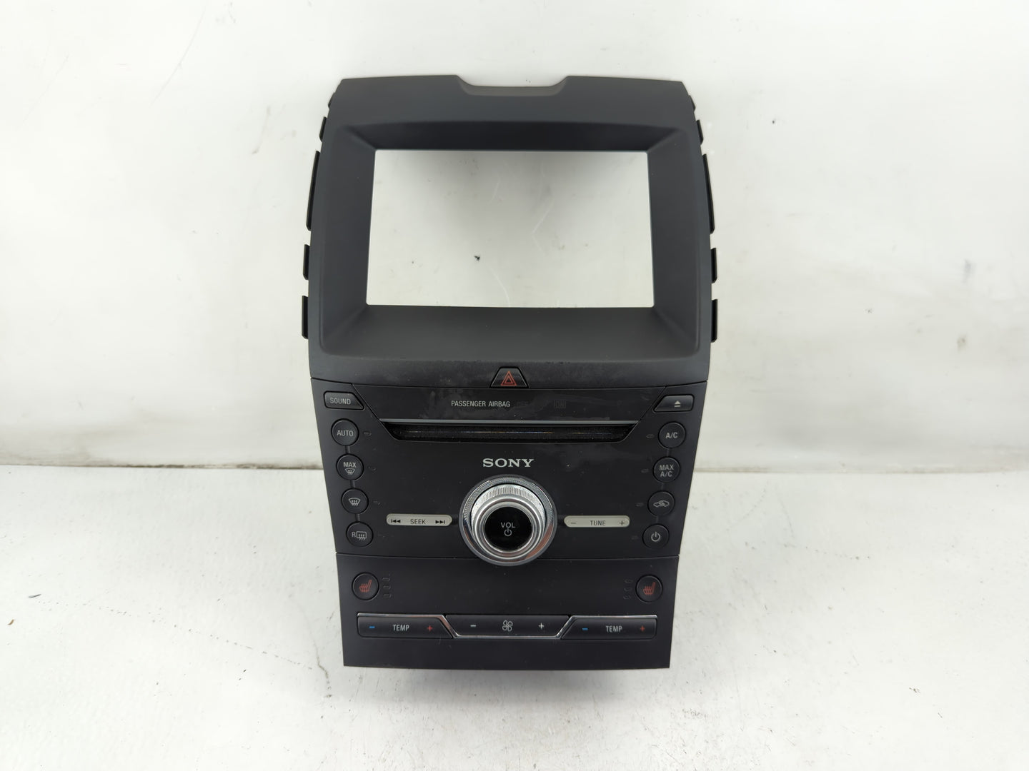 2015-2018 Ford Edge Radio AM FM Cd Player Receiver Replacement P/N:HT4T-18E245-CA Fits Fits 2015 2016 2017 2018 OEM Used Auto Parts - Oemusedautoparts1.com