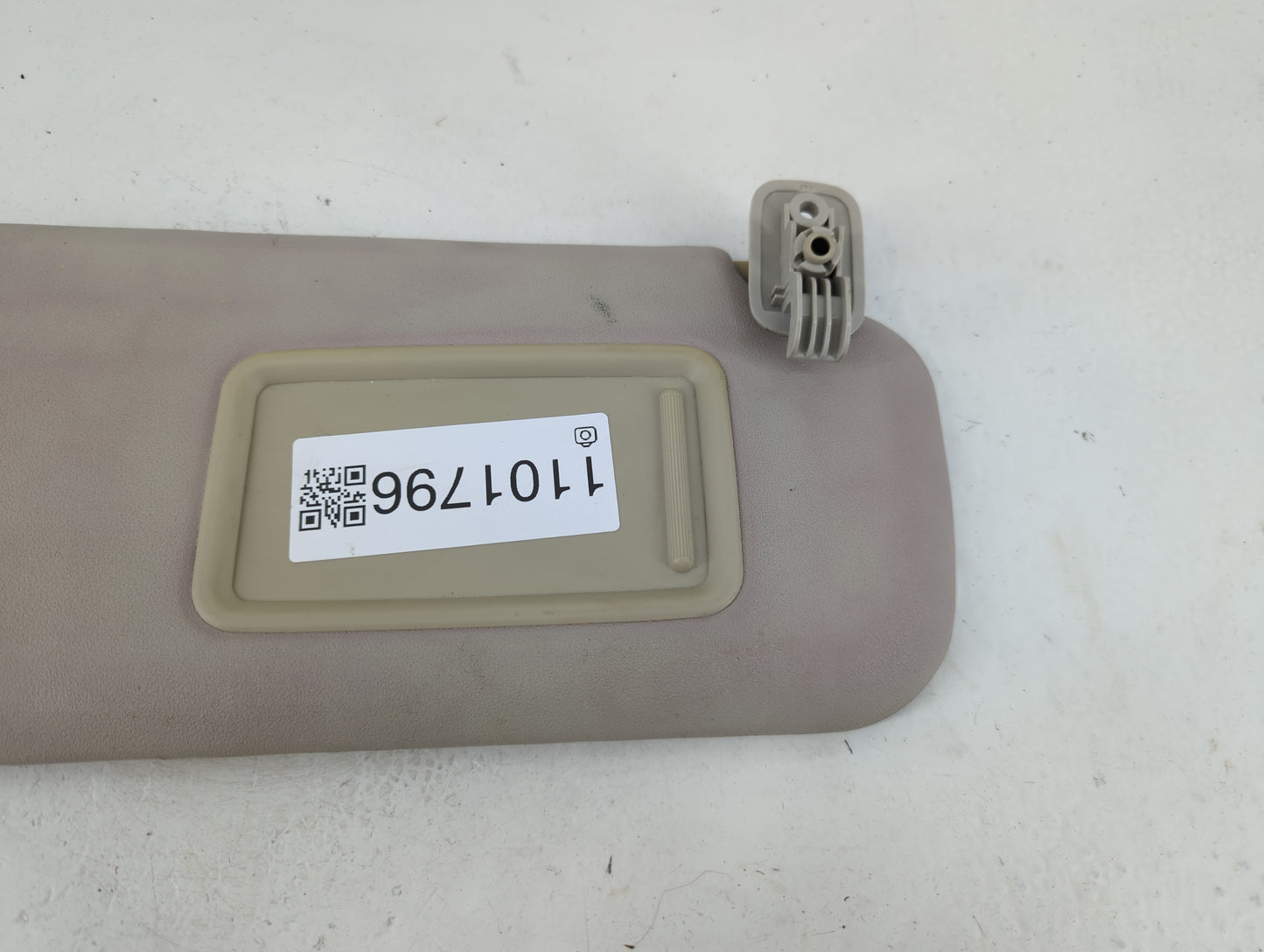 2010-2013 Mazda 3 Sun Visor Shade Replacement Passenger Right Mirror Fits Fits 2010 2011 2012 2013 OEM Used Auto Parts - Oemusedautoparts1.com