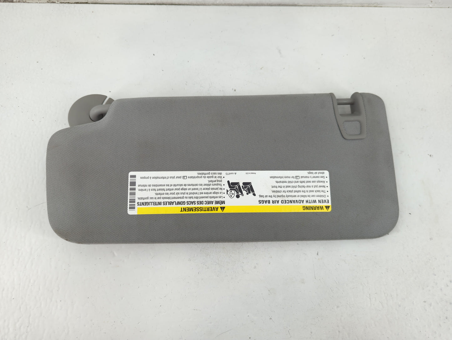 2017-2021 Chevrolet Trax Sun Visor Shade Replacement Passenger Right Mirror Fits Fits 2017 2018 2019 2020 2021 OEM Used Auto Parts