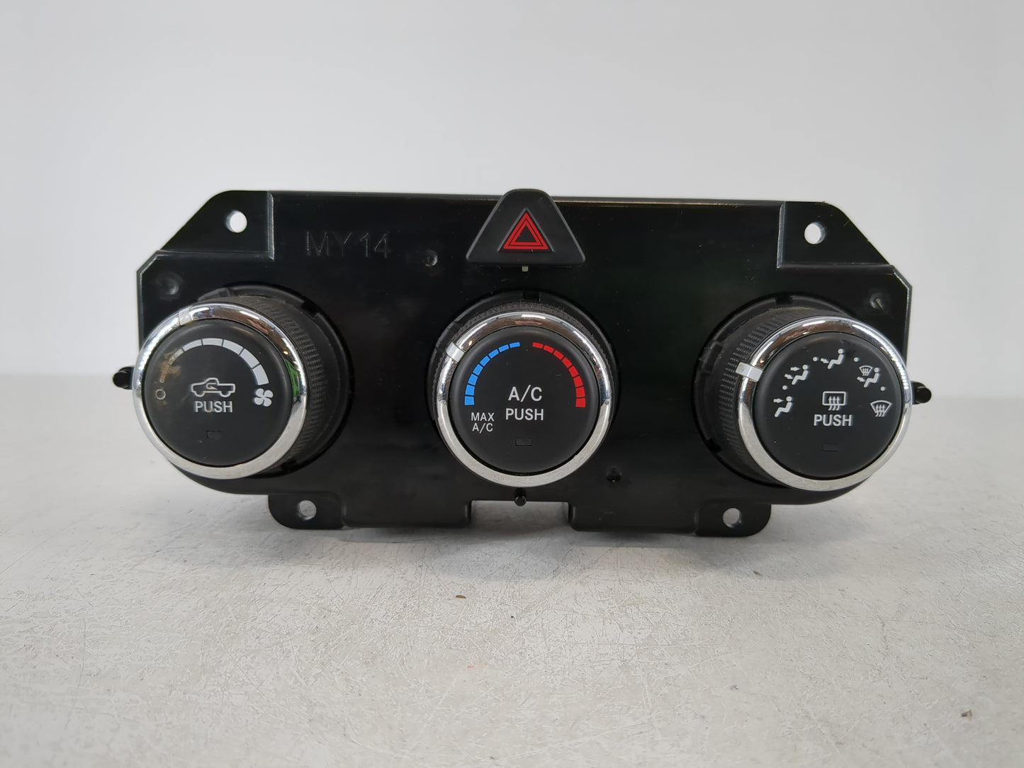 2015 Dodge Ram 1500 Climate Control Module Temperature AC/Heater Replacement P/N:P68236776AB Fits OEM Used Auto Parts