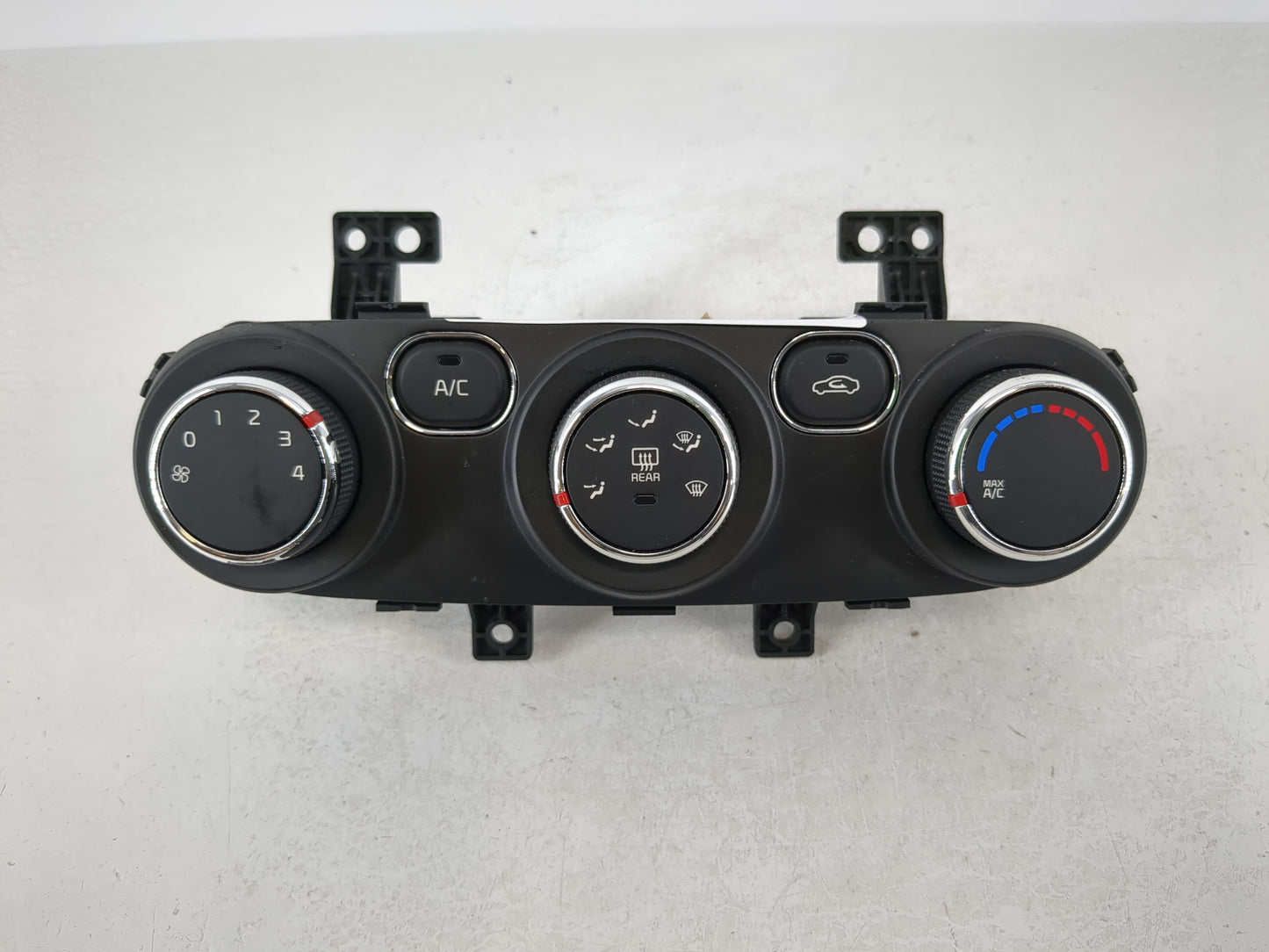 2017-2018 Kia Forte Climate Control Module Temperature AC/Heater Replacement P/N:97250-B0AA0 Fits Fits 2017 2018 OEM Used Auto Parts