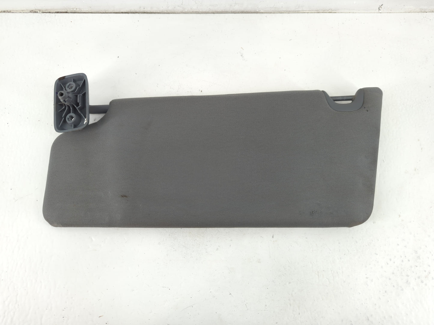 2011-2014 Ford F-150 Sun Visor Shade Replacement Passenger Right Mirror Fits Fits 2011 2012 2013 2014 OEM Used Auto Parts - Oemusedautoparts1.com