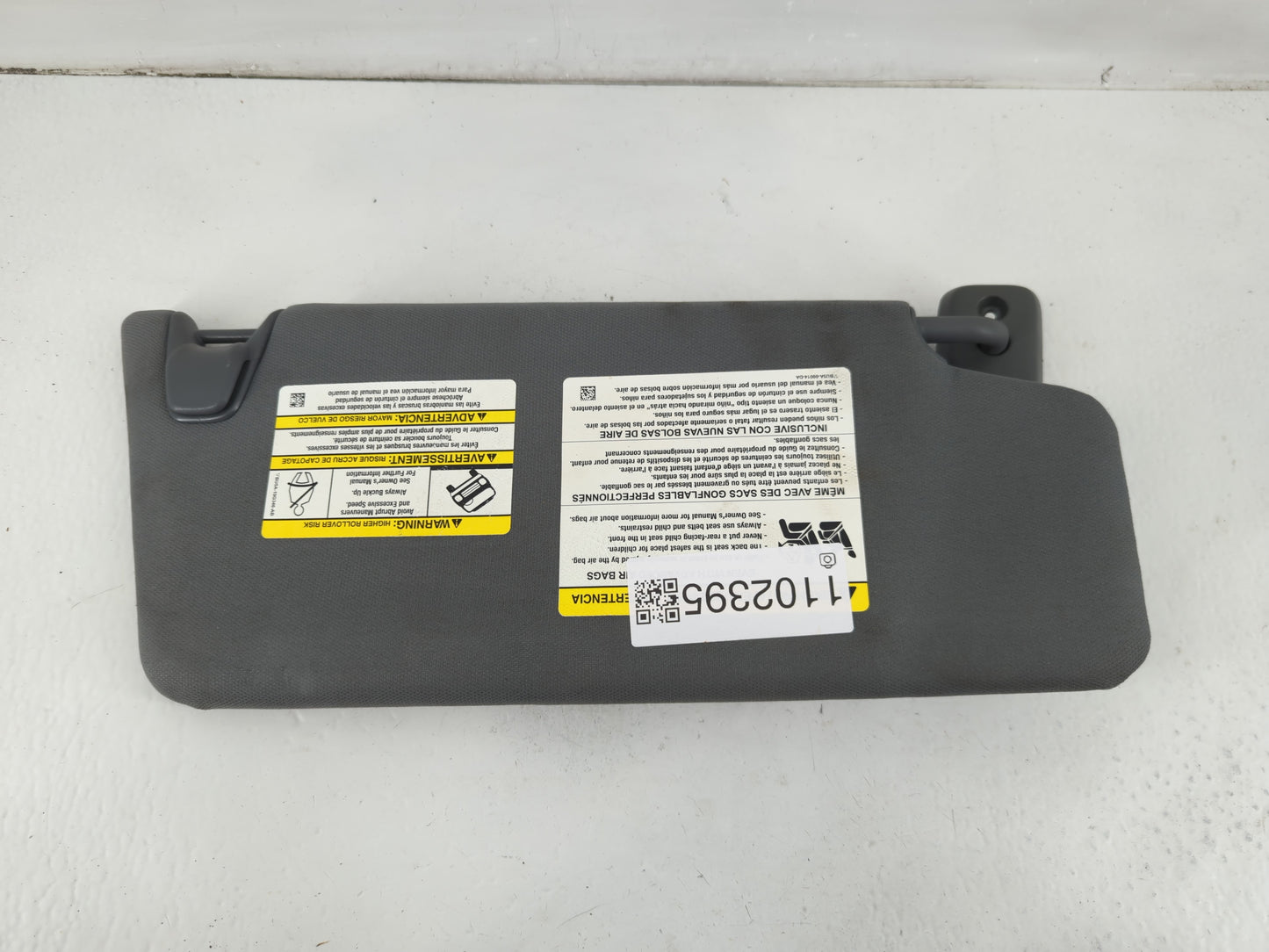 2011-2014 Ford F-150 Sun Visor Shade Replacement Passenger Right Mirror Fits Fits 2011 2012 2013 2014 OEM Used Auto Parts - Oemusedautoparts1.com