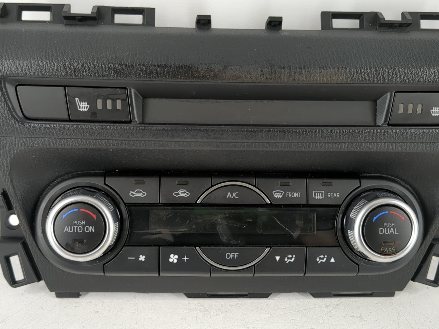 2017-2018 Mazda 3 Climate Control Module Temperature AC/Heater Replacement P/N:GALH-18C812-FF Fits Fits 2017 2018 OEM Used Auto Parts