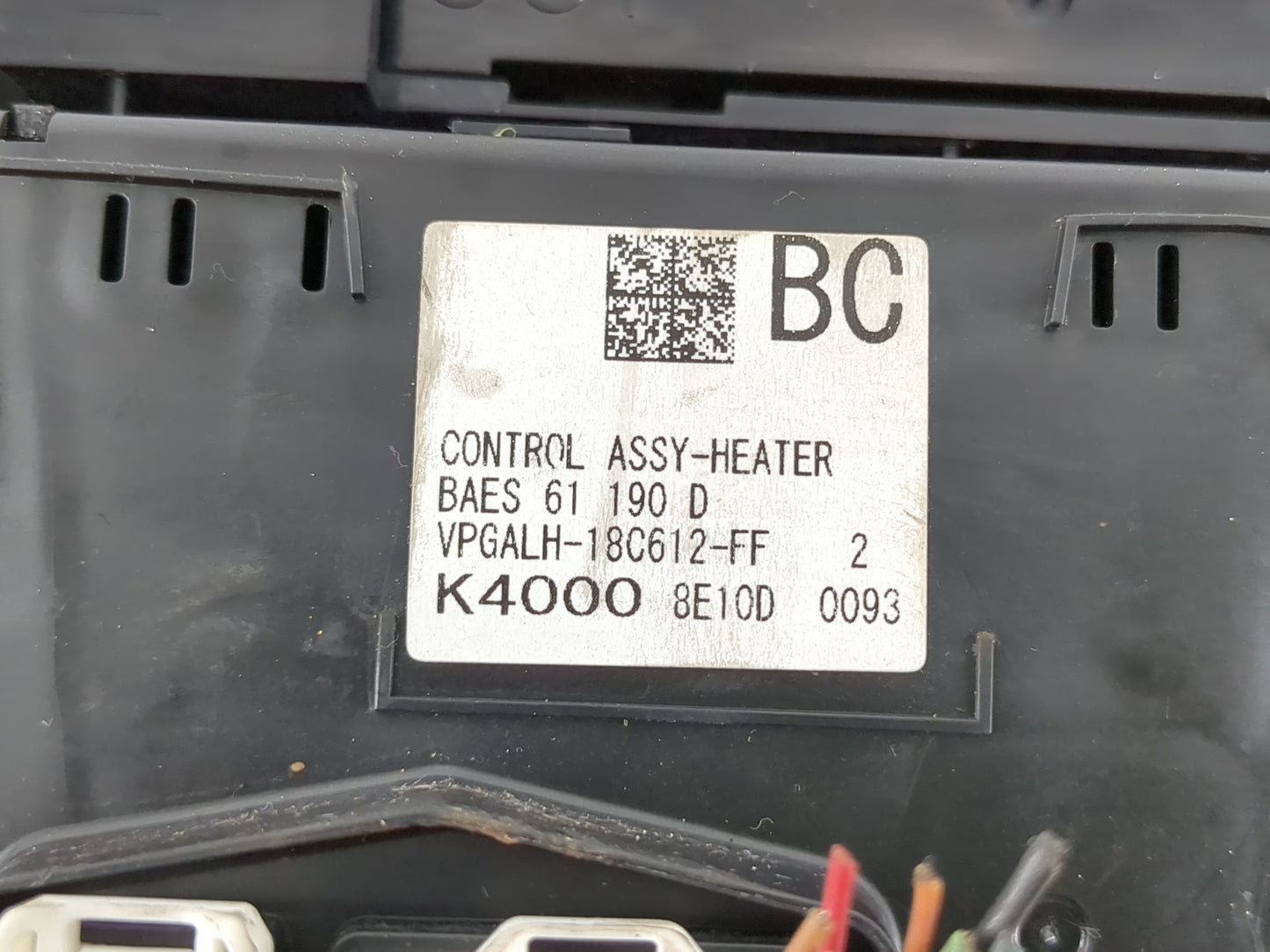 2017-2018 Mazda 3 Climate Control Module Temperature AC/Heater Replacement P/N:GALH-18C812-FF Fits Fits 2017 2018 OEM Used Auto Parts