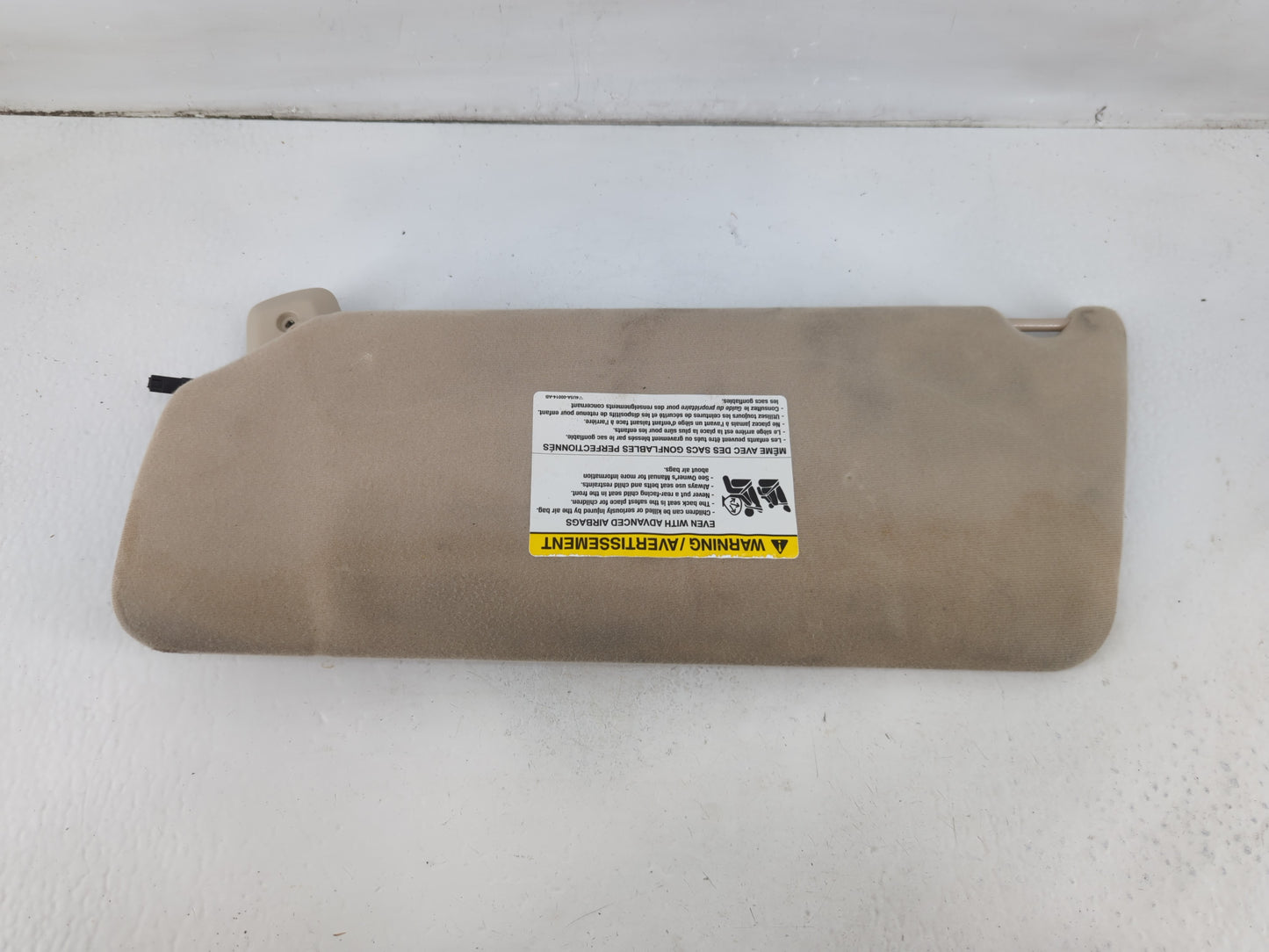 2004-2008 Ford F-150 Sun Visor Shade Replacement Passenger Right Mirror Fits Fits 2004 2005 2006 2007 2008 OEM Used Auto Parts