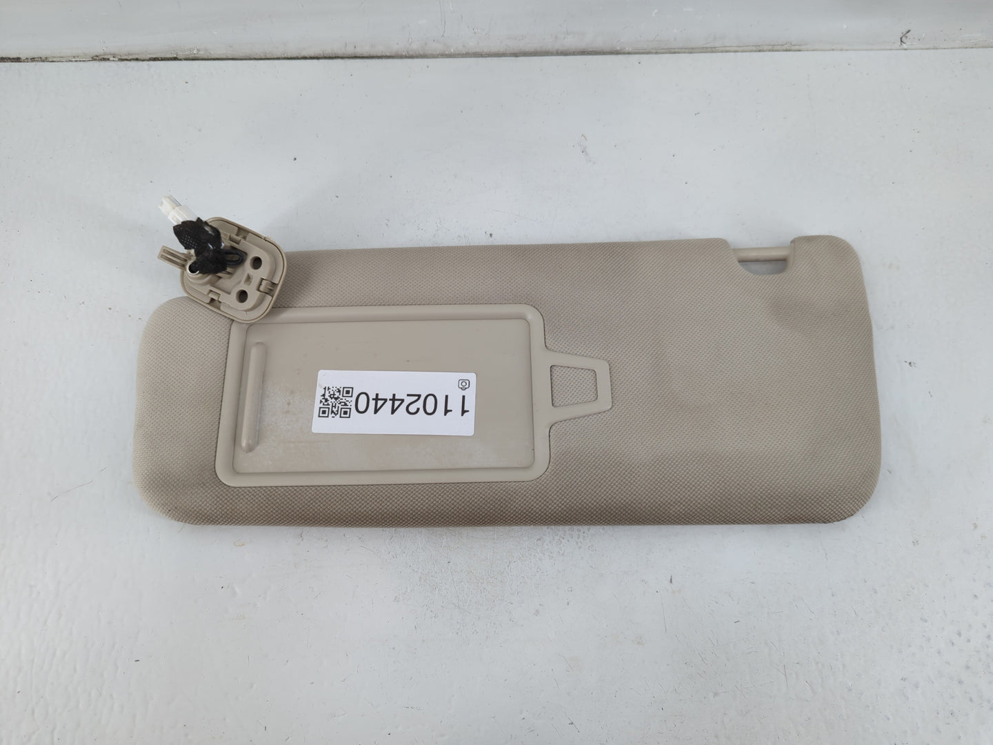 2022 Genesis G70 Sun Visor Shade Replacement Driver Left Mirror Fits Fits 2021 OEM Used Auto Parts - Oemusedautoparts1.com