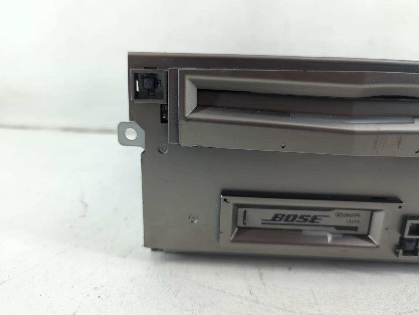 2004-2005 Nissan Maxima Radio AM FM Cd Player Receiver Replacement P/N:28188 7Y300 Fits Fits 2004 2005 OEM Used Auto Parts - Oemusedautoparts1.com