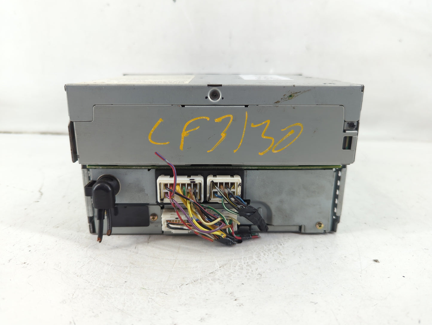 2004-2005 Nissan Maxima Radio AM FM Cd Player Receiver Replacement P/N:28188 7Y300 Fits Fits 2004 2005 OEM Used Auto Parts - Oemusedautoparts1.com