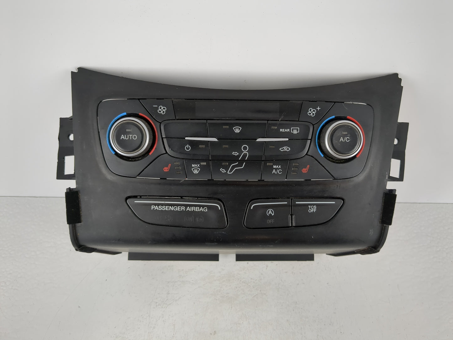 2018-2019 Ford Escape Climate Control Module Temperature AC/Heater Replacement P/N:GJ5T-18C612-CJ Fits Fits 2018 2019 OEM Used Auto Parts - Oemusedautoparts1.com