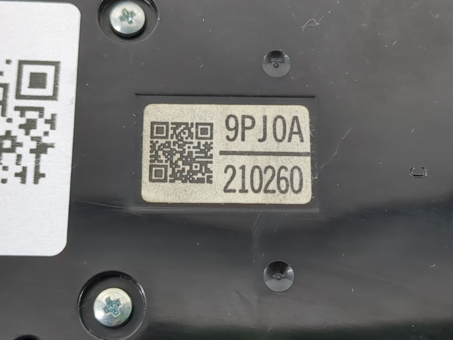 2017 Nissan Pathfinder Radio AM FM Cd Player Receiver Replacement P/N:9PJ0A 210260 Fits OEM Used Auto Parts - Oemusedautoparts1.com
