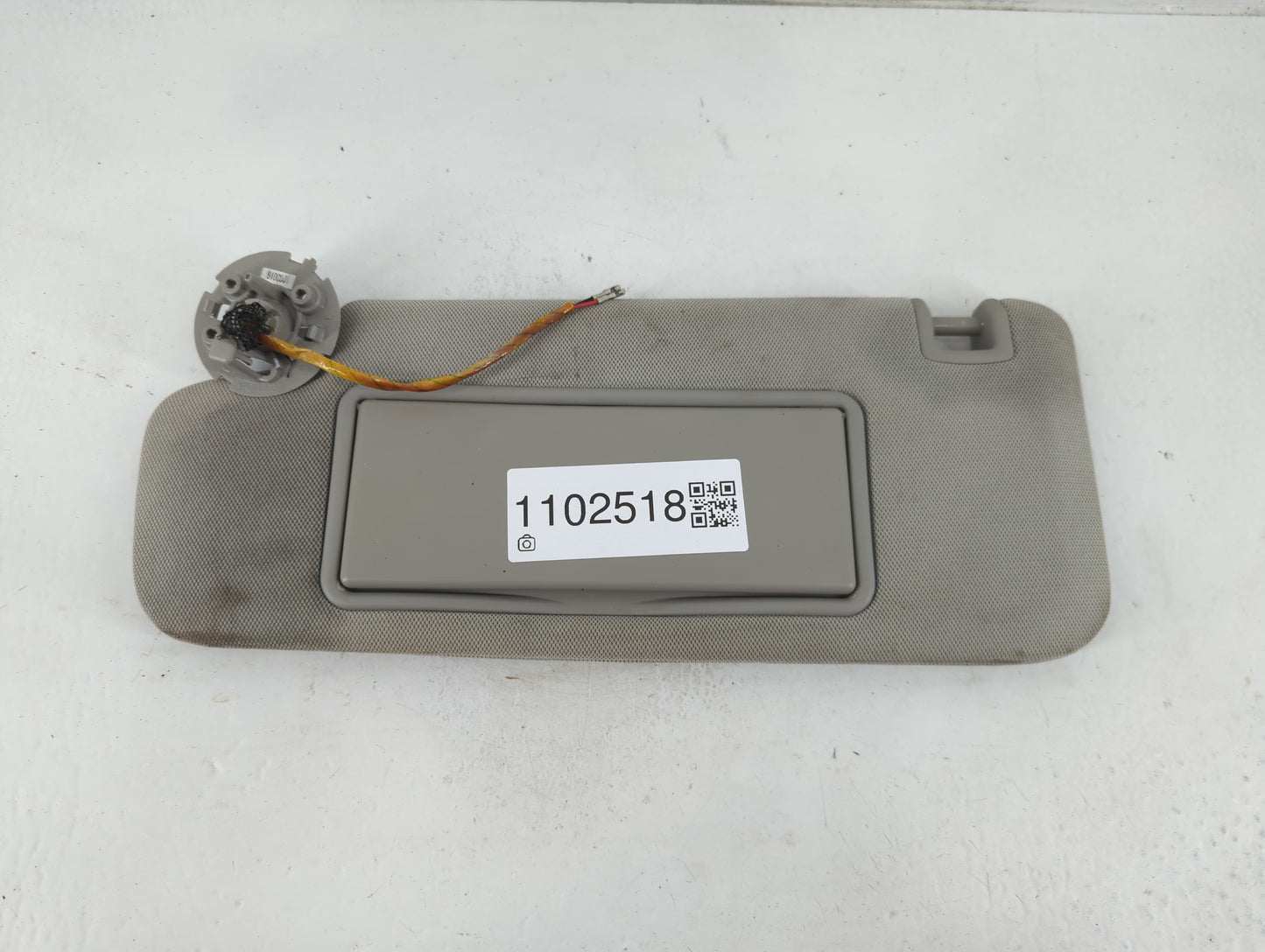 2013-2016 Chevrolet Malibu Sun Visor Shade Replacement Driver Left Mirror Fits Fits 2013 2014 2015 2016 OEM Used Auto Parts