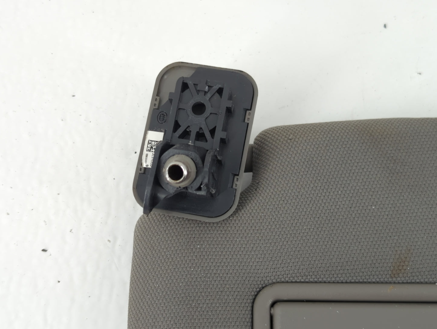 2018-2020 Ford F-150 Sun Visor Shade Replacement Driver Left Mirror Fits Fits 2018 2019 2020 OEM Used Auto Parts