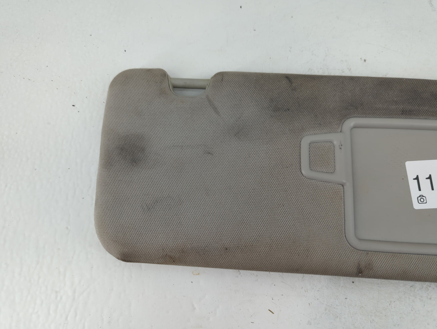 2016-2020 Kia Sorento Sun Visor Shade Replacement Passenger Right Mirror Fits Fits 2016 2017 2018 2019 2020 OEM Used Auto Parts - Oemusedautoparts1.com