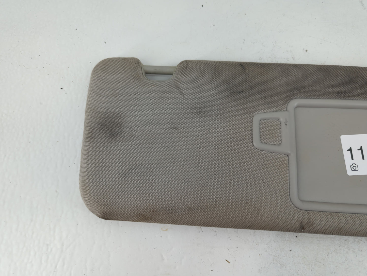 2016-2020 Kia Sorento Sun Visor Shade Replacement Passenger Right Mirror Fits Fits 2016 2017 2018 2019 2020 OEM Used Auto Parts - Oemusedautoparts1.com