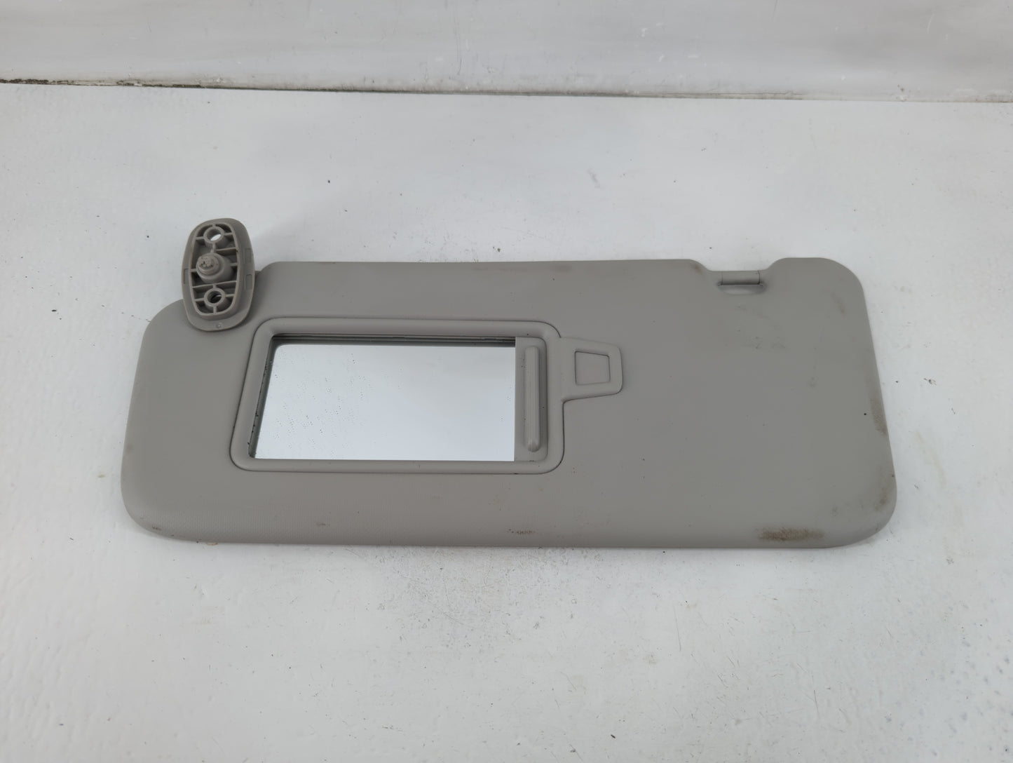 2021-2022 Kia Seltos Sun Visor Shade Replacement Driver Left Mirror Fits Fits 2021 2022 OEM Used Auto Parts - Oemusedautoparts1.com