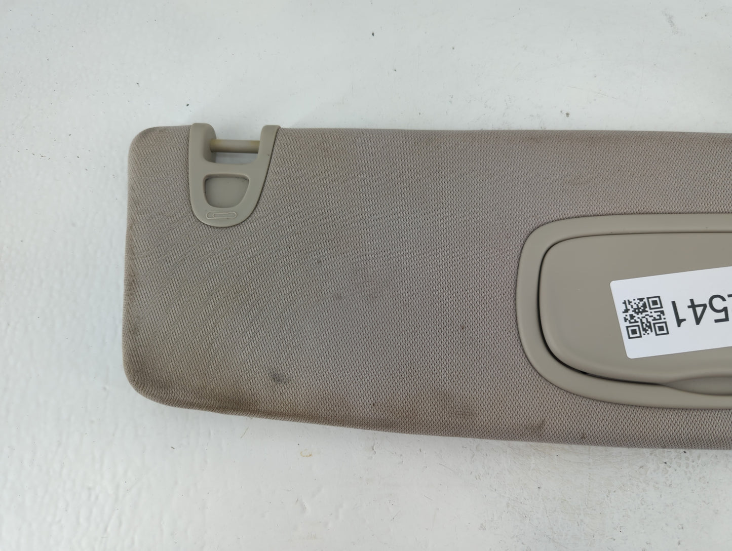 2017-2020 Chrysler Pacifica Sun Visor Shade Replacement Passenger Right Mirror Fits Fits 2017 2018 2019 2020 OEM Used Auto Parts