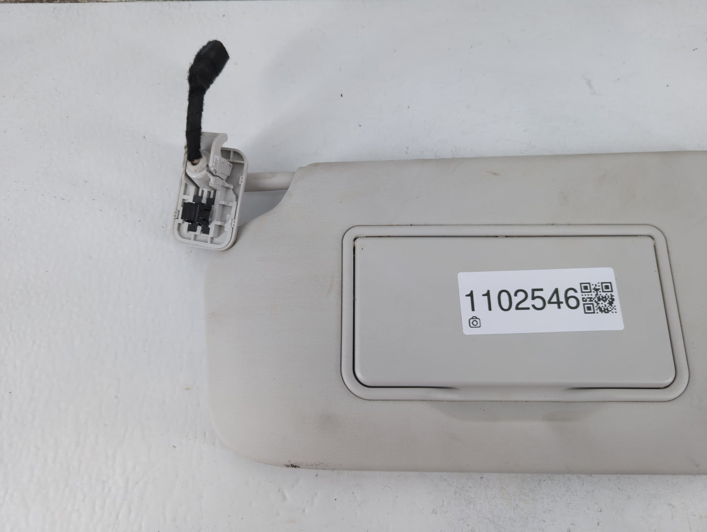 2023 Ford Mustang Sun Visor Shade Replacement Driver Left Mirror Fits Fits 2021 2022 OEM Used Auto Parts