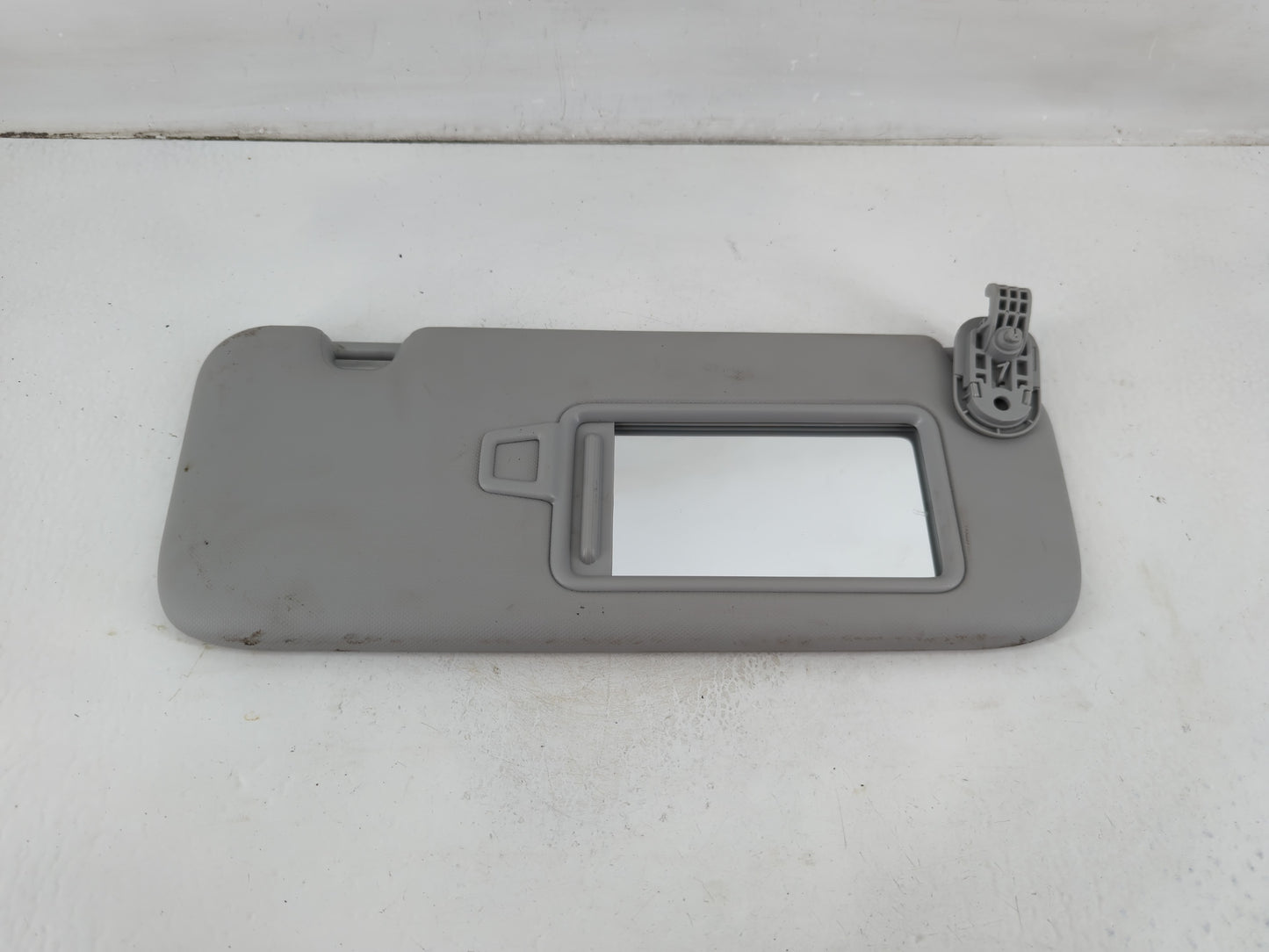 2021-2022 Hyundai Elantra Sun Visor Shade Replacement Passenger Right Mirror Fits Fits 2021 2022 OEM Used Auto Parts