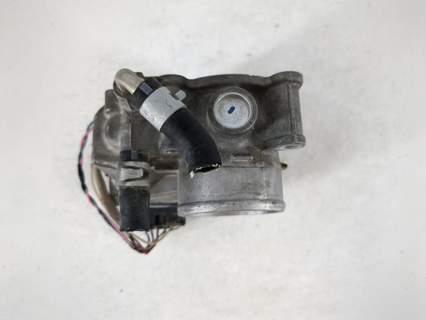 2012-2019 Nissan Versa Throttle Body P/N:3AA50-02 E Fits Fits 2012 2013 2014 2015 2016 2017 2018 2019 OEM Used Auto Parts - Oemusedautoparts1.com