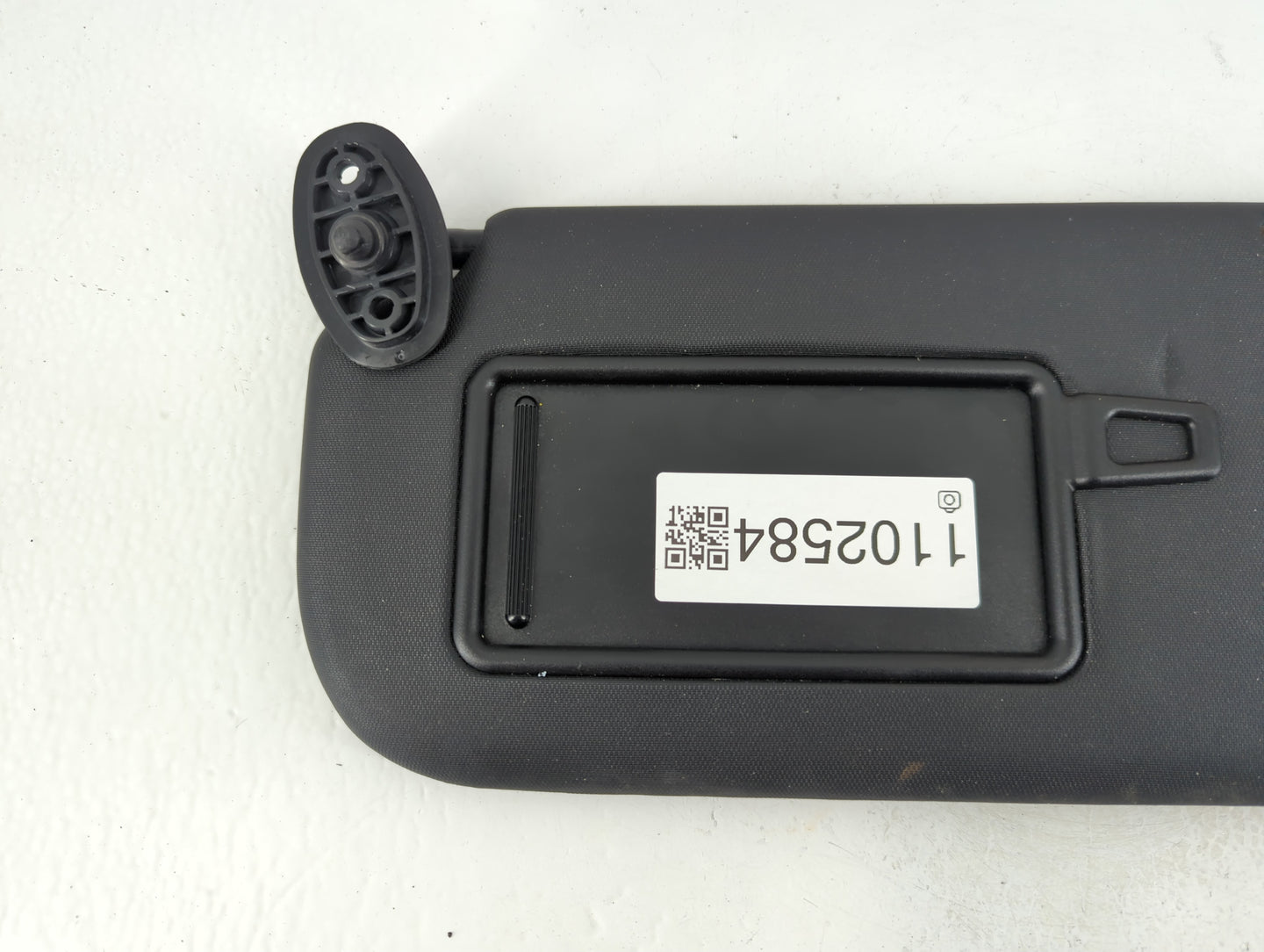 2014-2019 Kia Soul Sun Visor Shade Replacement Driver Left Mirror Fits Fits 2014 2015 2016 2017 2018 2019 OEM Used Auto Parts - Oemusedautoparts1.com