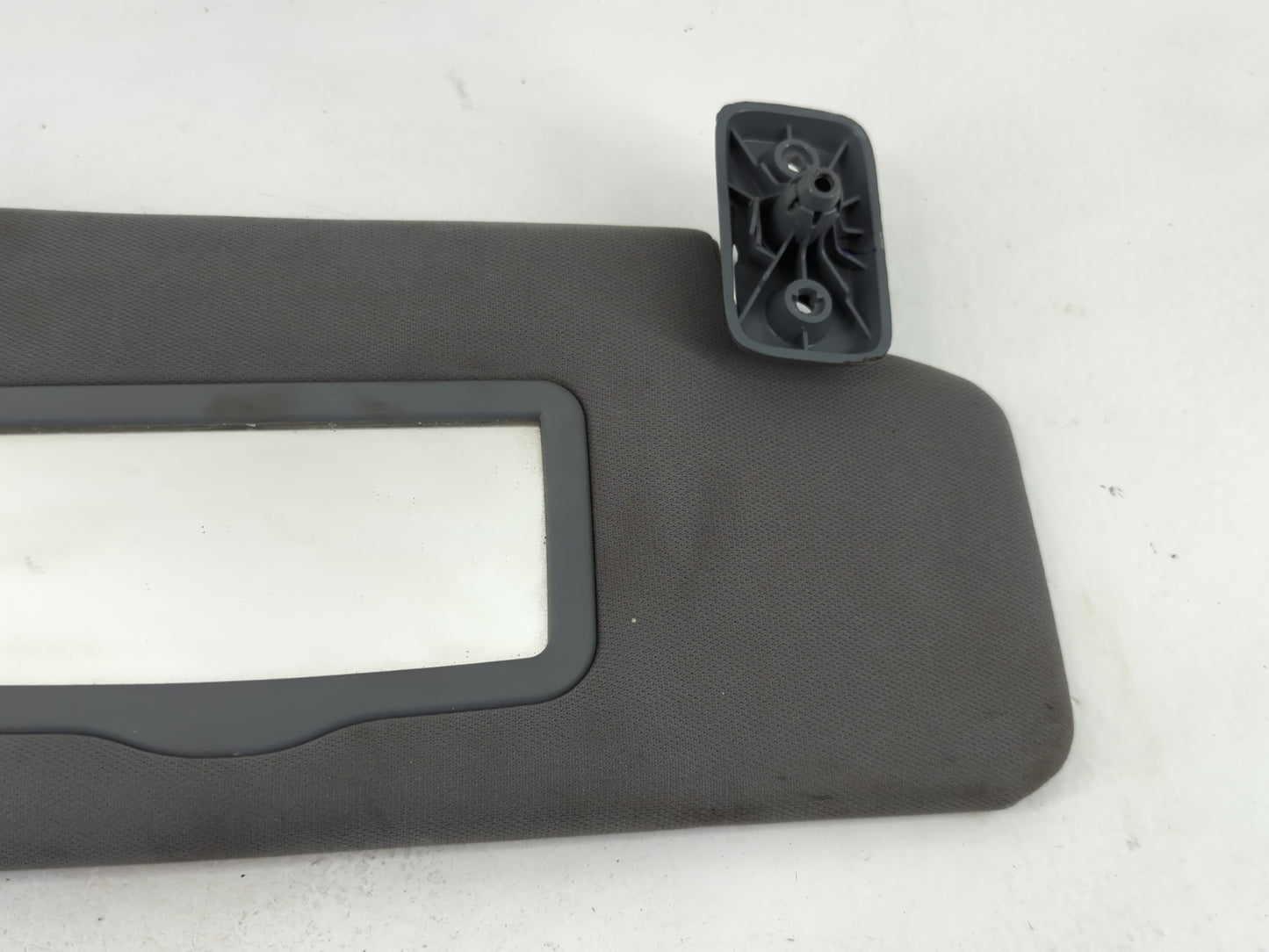 2011-2014 Ford F-150 Sun Visor Shade Replacement Passenger Right Mirror Fits Fits 2011 2012 2013 2014 OEM Used Auto Parts - Oemusedautoparts1.com
