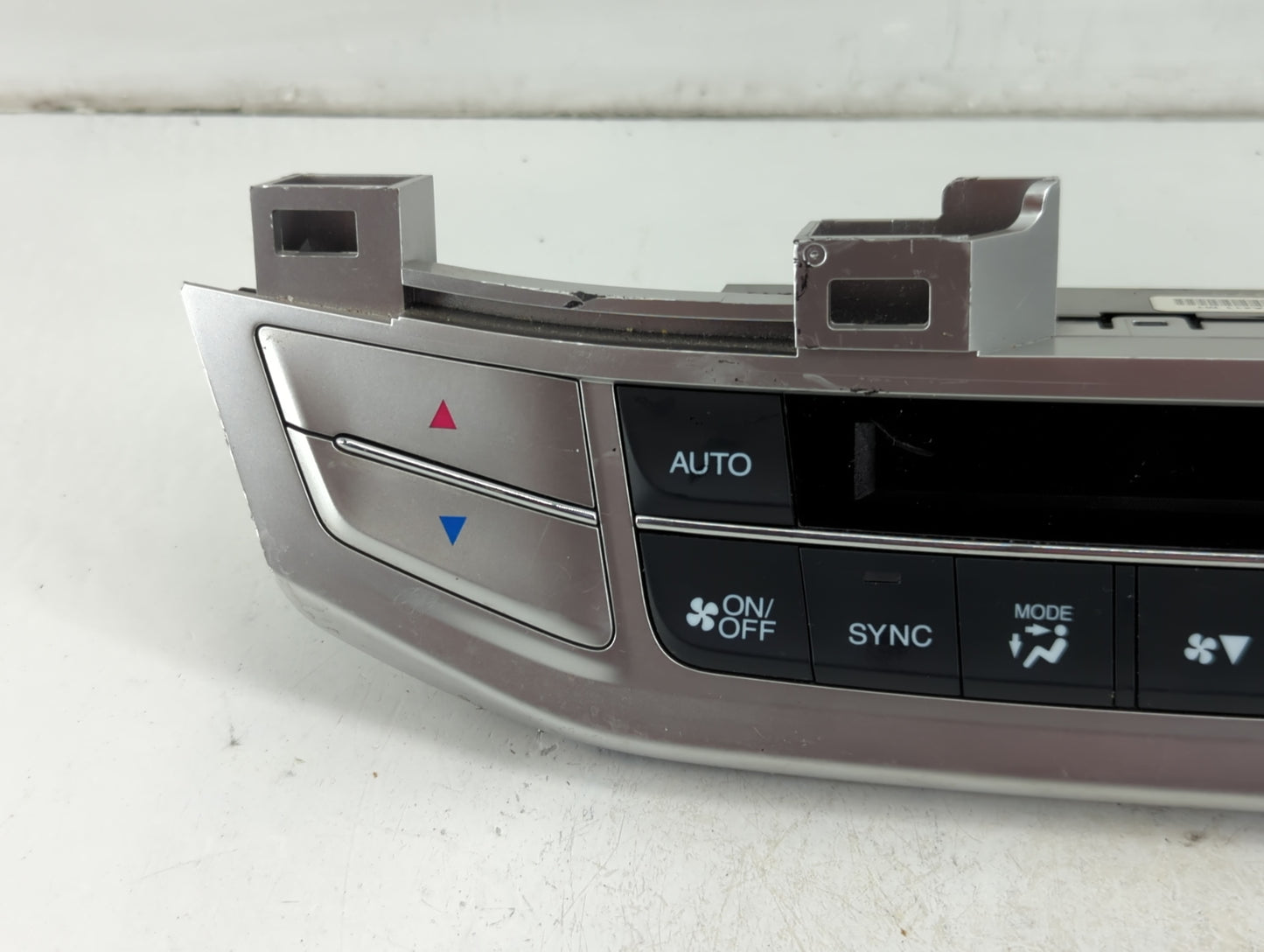 2013-2015 Honda Accord Climate Control Module Temperature AC/Heater Replacement P/N:79600T2FA411M1 Fits Fits 2013 2014 2015 OEM Used Auto Parts - Oemusedautoparts1.com