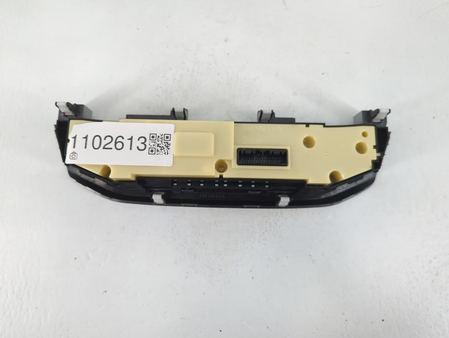 2013-2015 Honda Accord Climate Control Module Temperature AC/Heater Replacement P/N:79600T2FA411M1 Fits Fits 2013 2014 2015 OEM Used Auto Parts - Oemusedautoparts1.com
