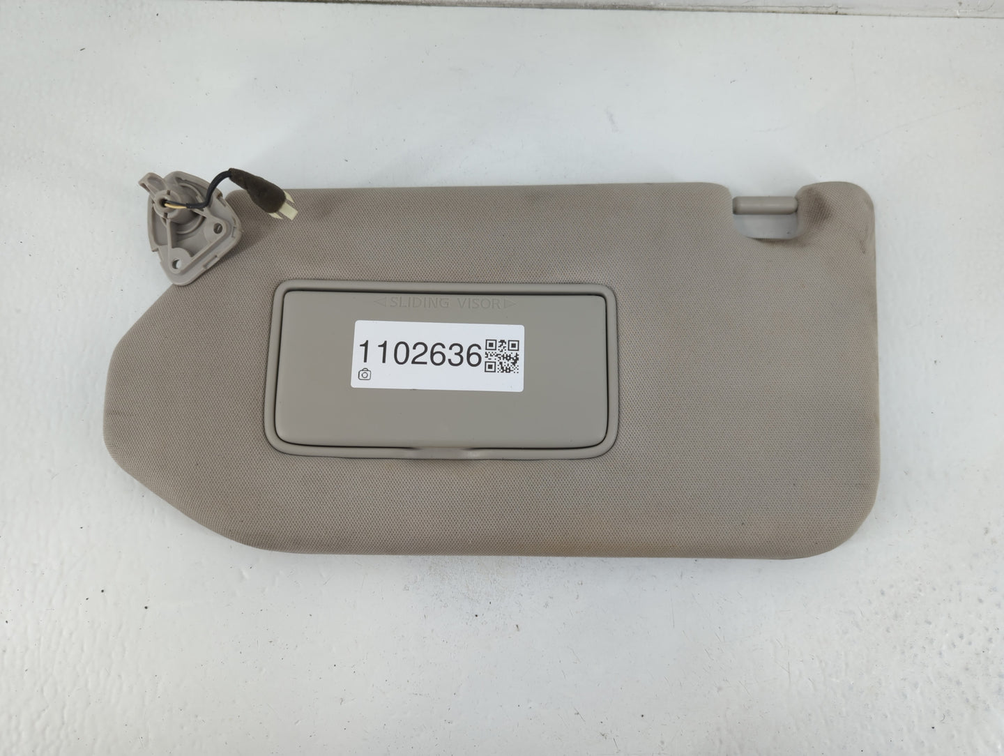 2019-2020 Infiniti Qx60 Sun Visor Shade Replacement Driver Left Mirror Fits Fits 2019 2020 OEM Used Auto Parts - Oemusedautoparts1.com