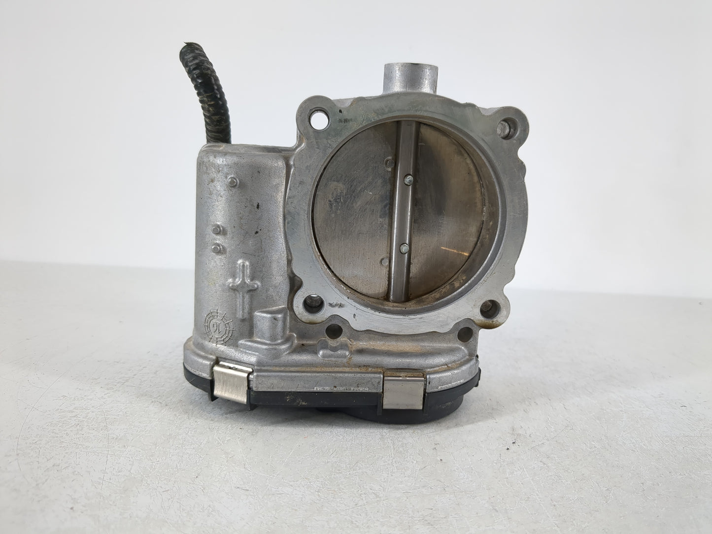 2017-2022 Chrysler Pacifica Throttle Body P/N:05184349AE Fits Fits 2011 2012 2013 2014 2015 2016 2017 2018 2019 2020 2021 2022 OEM Used Auto Parts - Oemusedautoparts1.com
