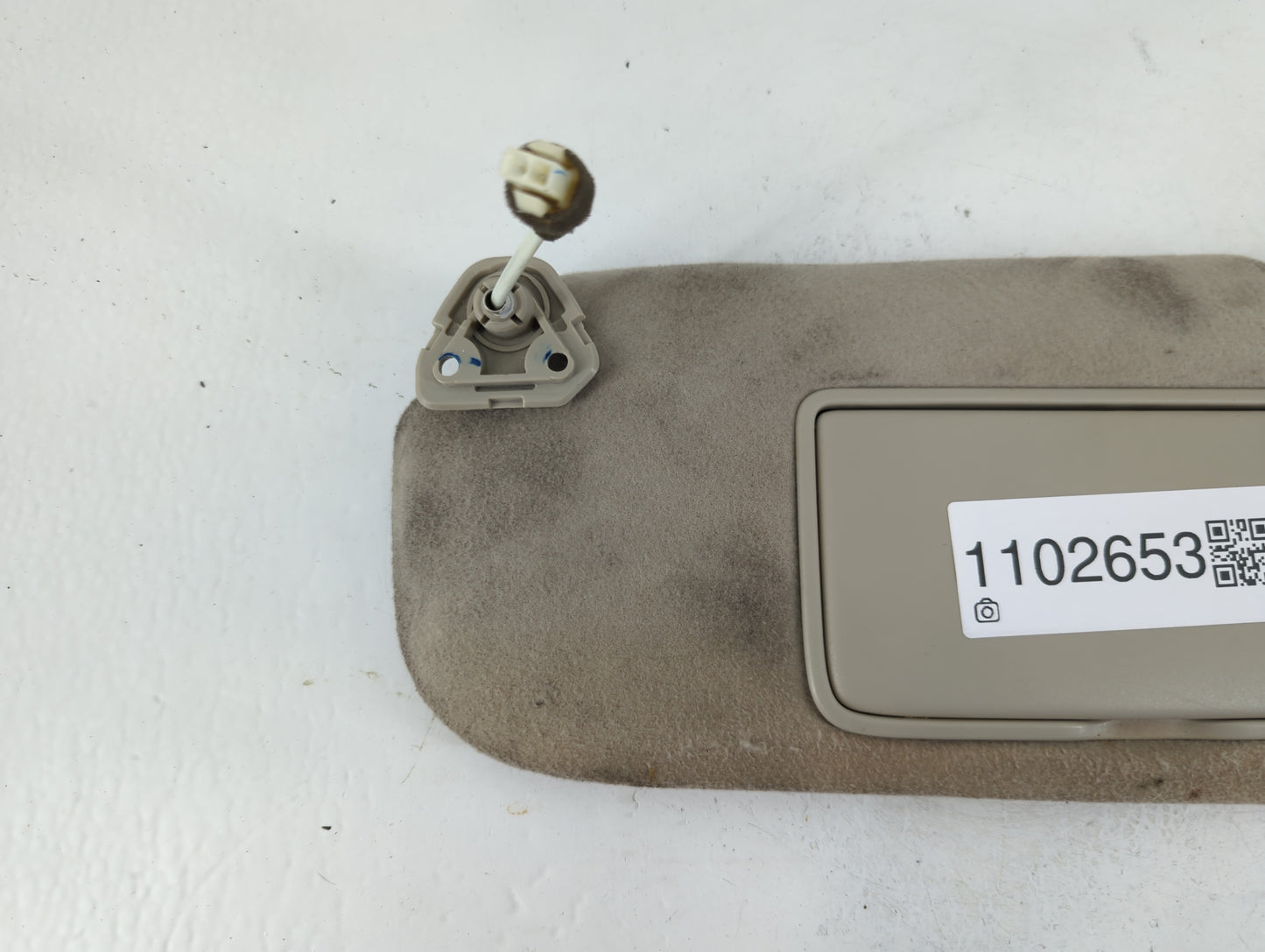 2003-2004 Infiniti G35 Sun Visor Shade Replacement Driver Left Mirror Fits Fits 2003 2004 OEM Used Auto Parts