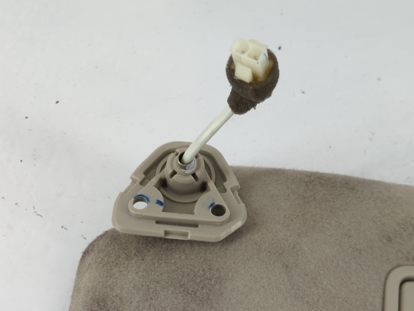 2003-2004 Infiniti G35 Sun Visor Shade Replacement Driver Left Mirror Fits Fits 2003 2004 OEM Used Auto Parts