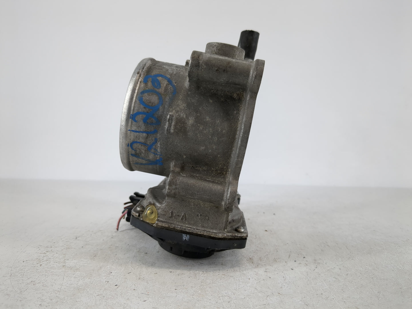 2013-2019 Subaru Legacy Throttle Body P/N:16112AA38A Fits Fits 2013 2014 2015 2016 2017 2018 2019 OEM Used Auto Parts - Oemusedautoparts1.com
