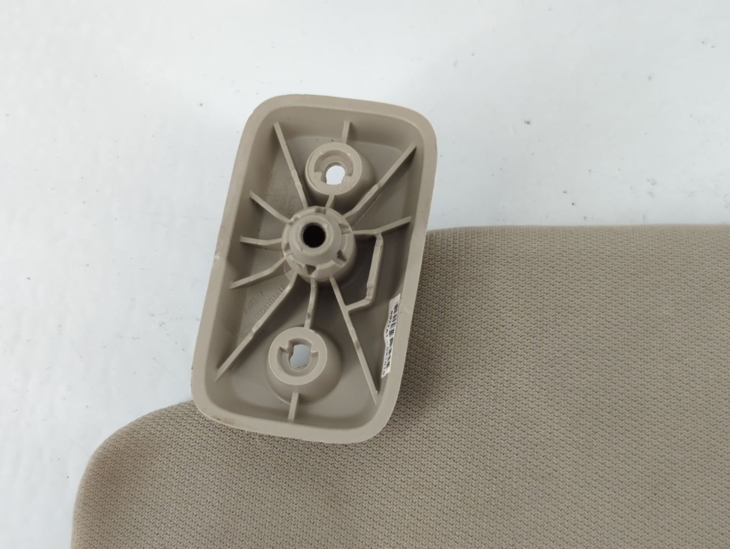2009-2010 Ford F-150 Sun Visor Shade Replacement Driver Left Mirror Fits Fits 2009 2010 OEM Used Auto Parts - Oemusedautoparts1.com