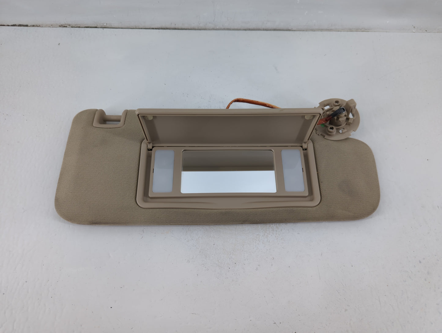 2012-2017 Buick Verano Sun Visor Shade Replacement Passenger Right Mirror Fits Fits 2012 2013 2014 2015 2016 2017 OEM Used Auto Parts - Oemusedautoparts1.com